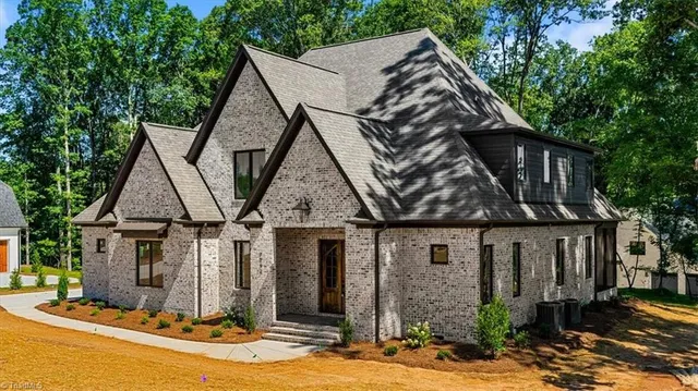 $1,250,000 | 7792 Polar Drive, Oak Ridge, NC 27310