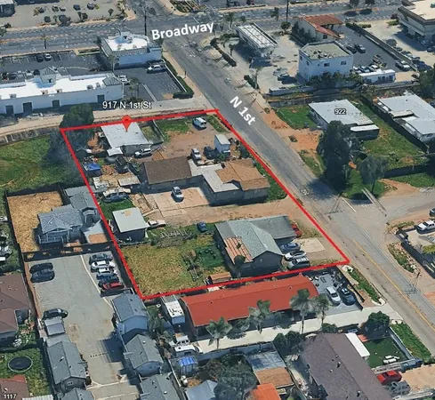 $2,400,000 | 917 North 1st Street, El Cajon, CA 92021