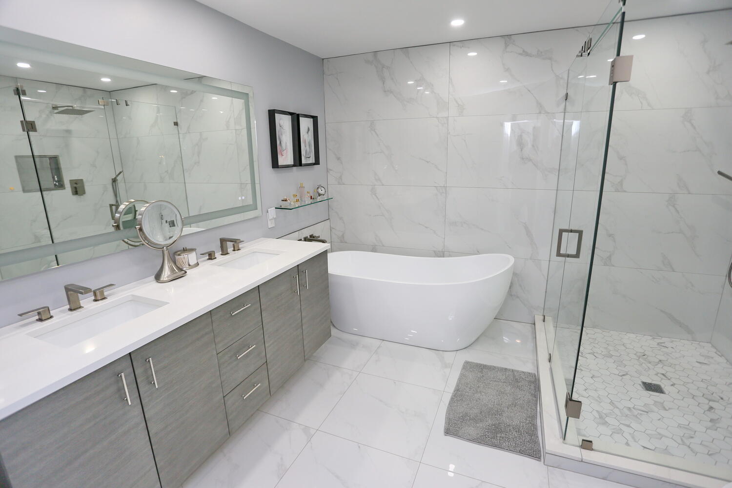 23085 Aqua View, Unit 5 Boca Raton, FL 33433 - Photo 28 of 48 Completely remodeled primary bathoom