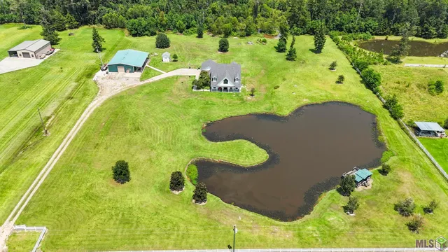 $674,900 | 18555 Laklon Road, Greenwell Springs, LA 70739