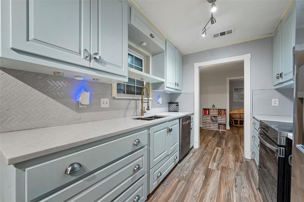 518 Fairway Road Woodway, TX 76712 - Photo 12 of 27