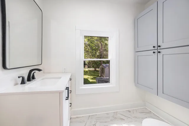 $369,900 | 319 North Rowe Street, Ludington, MI 49431