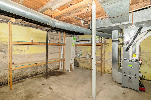 $369,900 | 319 North Rowe Street, Ludington, MI 49431