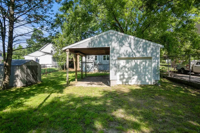 $369,900 | 319 North Rowe Street, Ludington, MI 49431