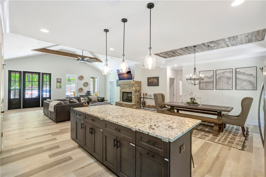 102 Jocassee Falls Road Salem, SC 29676 - Photo 14 of 41