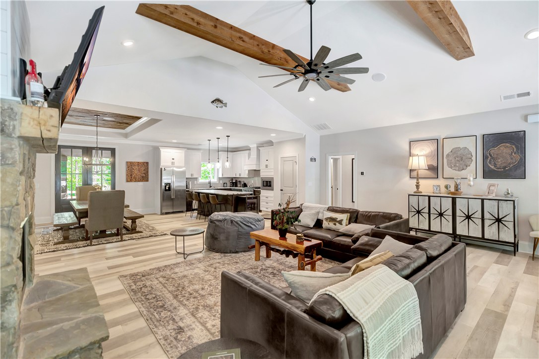 102 Jocassee Falls Road Salem, SC 29676 - Photo 6 of 41