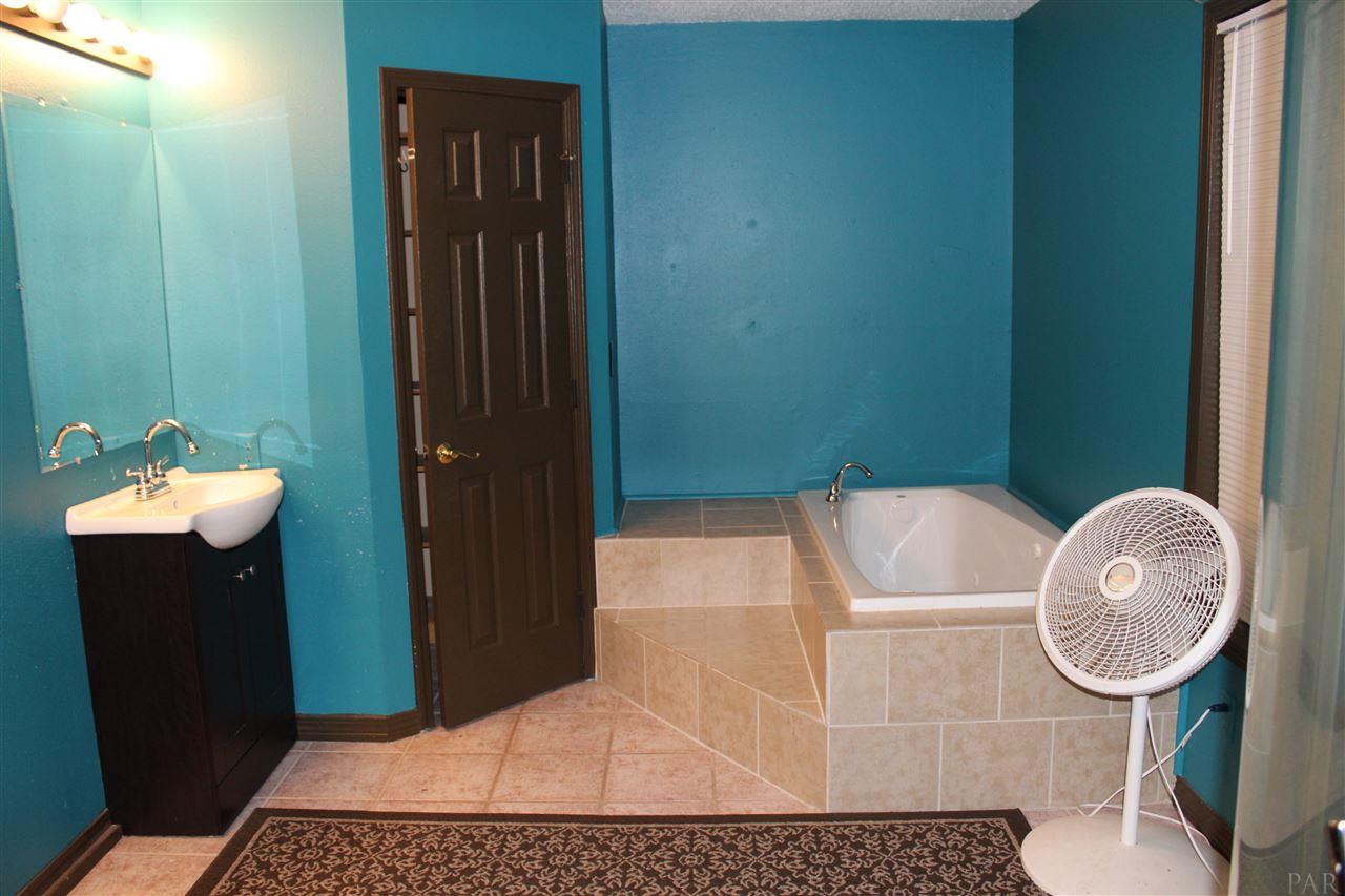 5876 Hall Road Jay, FL 32565 - Photo 18 of 33 Gallery Image 18