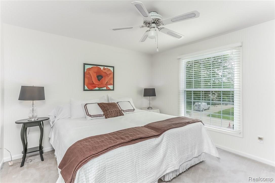 452 Lake Forest Road Rochester, MI 48309 - Photo 49 of 54 040-Bedroom-2988063-medium.jpg