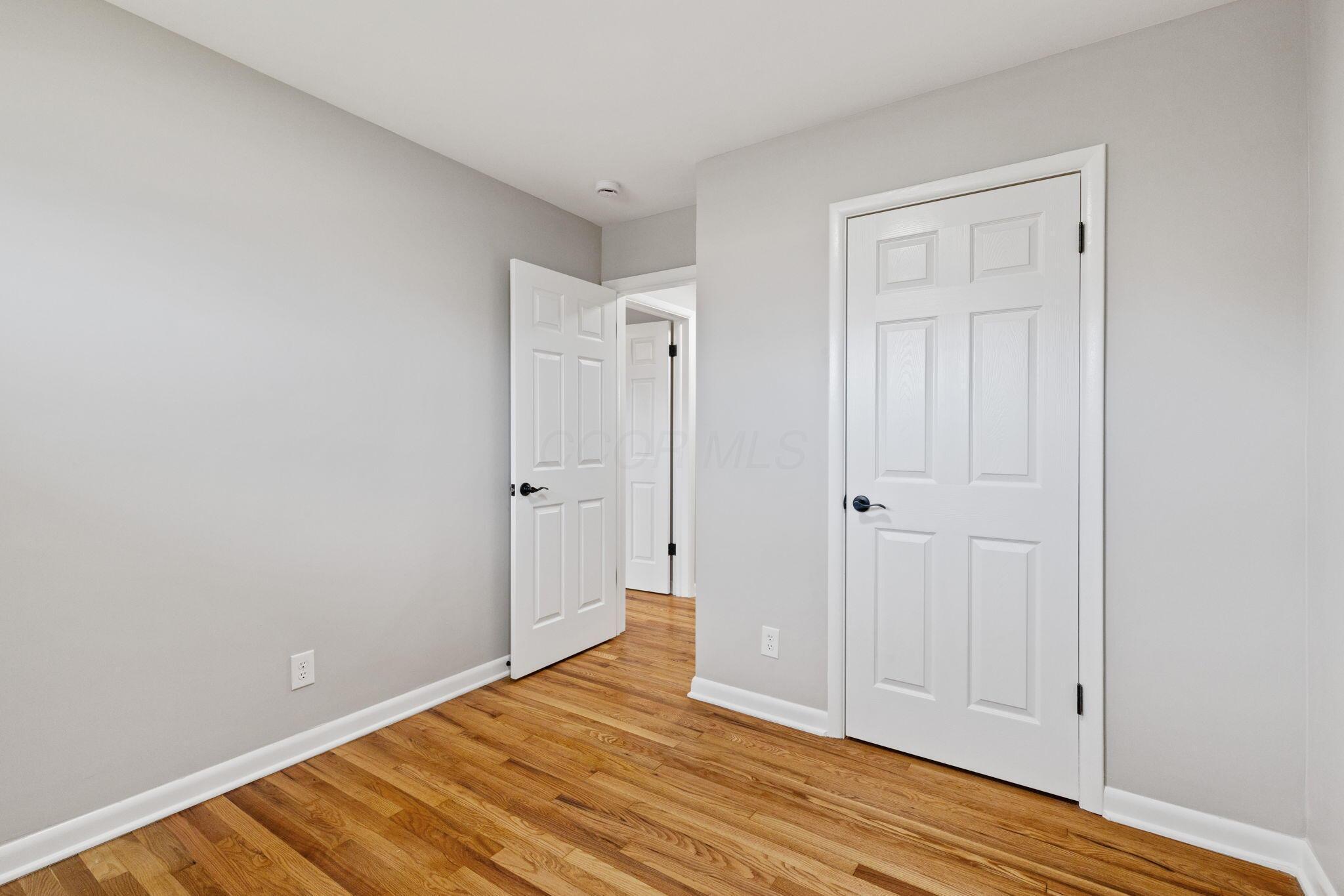 3283 Eakin Road Columbus, OH 43204 - Photo 15 of 17 2025-3-25 3283 Eakin Rd 057