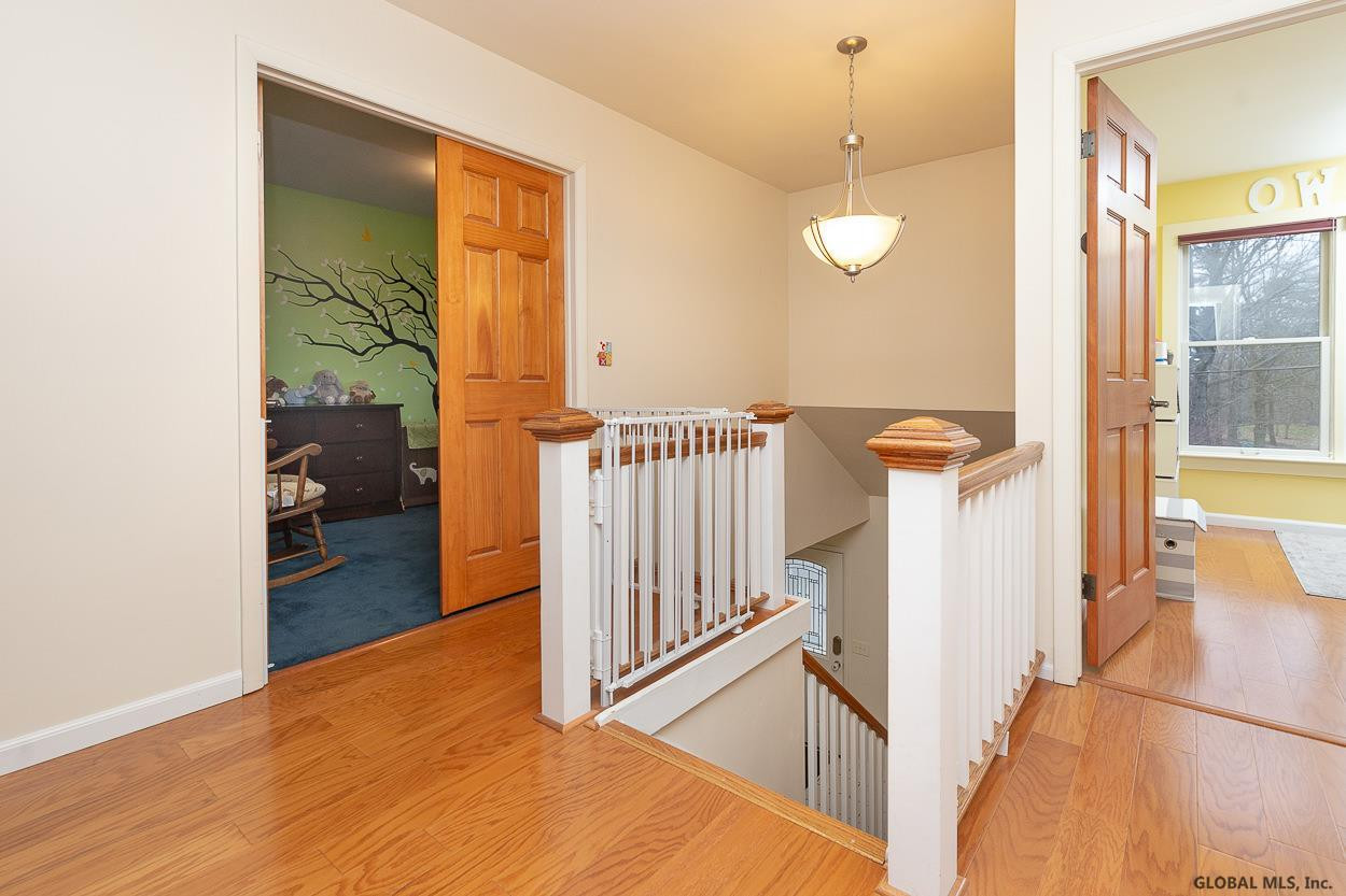 368 Vly Road Colonie, NY 12309 - Photo 22 of 48 Photo 23