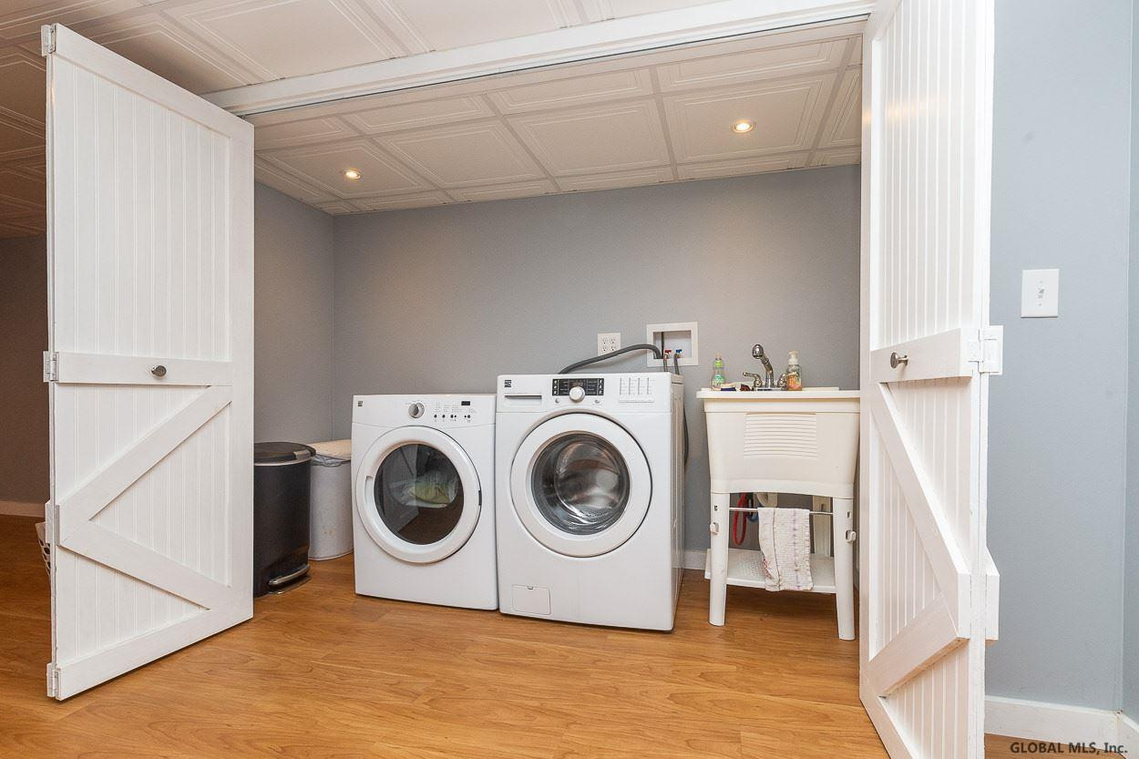368 Vly Road Colonie, NY 12309 - Photo 35 of 48 Photo 36