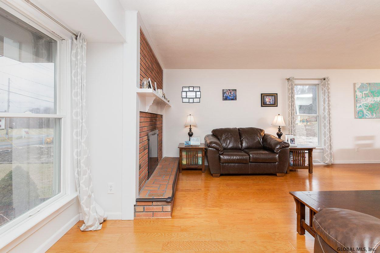 368 Vly Road Colonie, NY 12309 - Photo 4 of 48 Photo 5