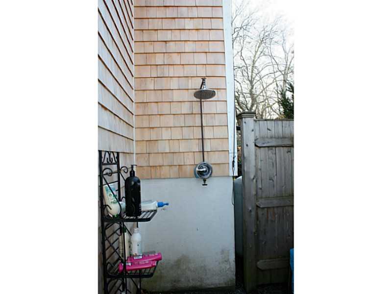 22 Bateman Avenue Newport, RI 02840 - Photo 18 of 20 Other. Outdoor shower