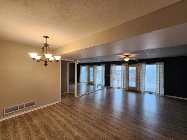 $110,000 | 3721 35th Street, Unit 1, Moline, IL 61265