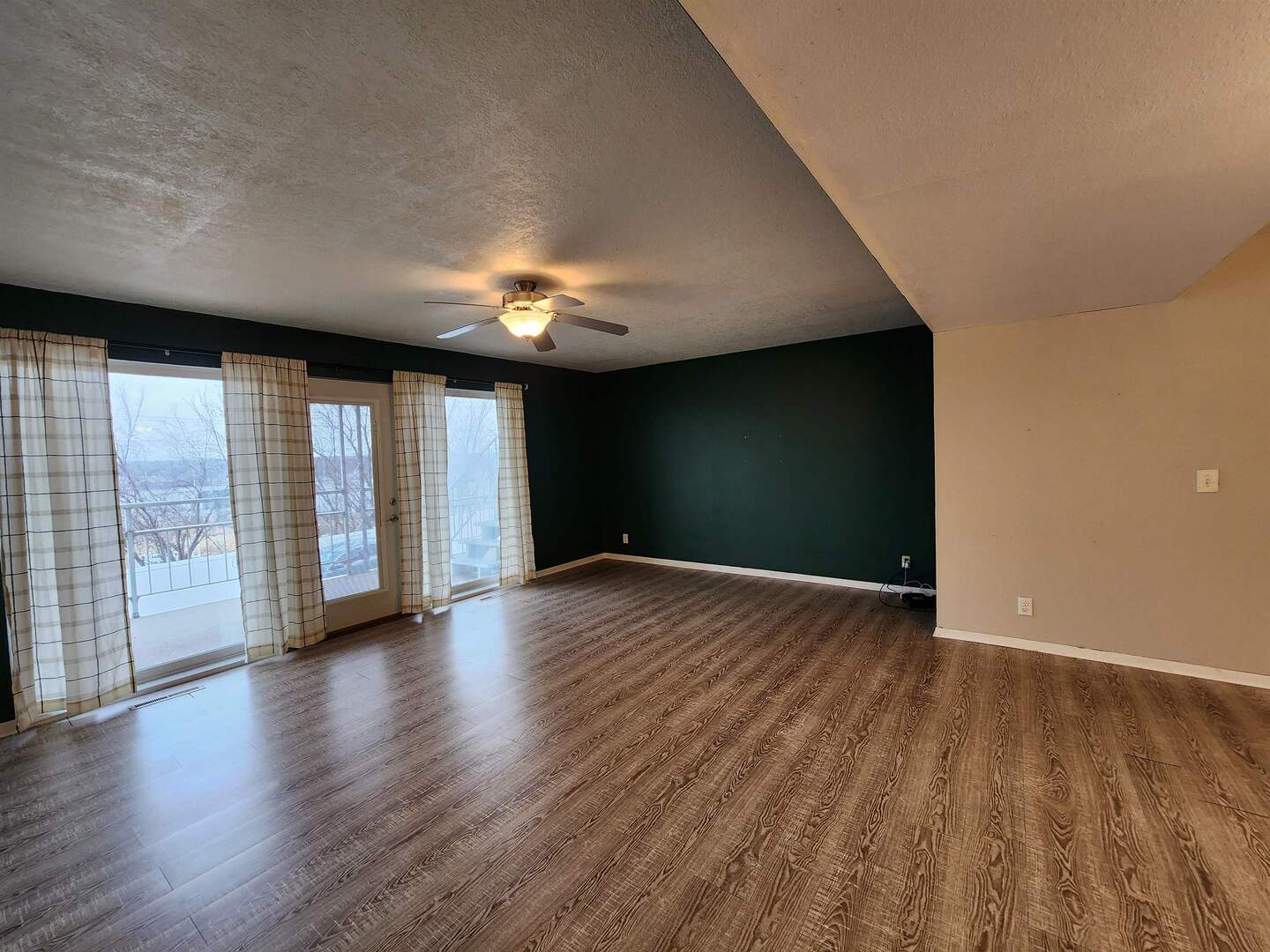 3721 35th Street, Unit 1 Moline, IL 61265 - Photo 5 of 26