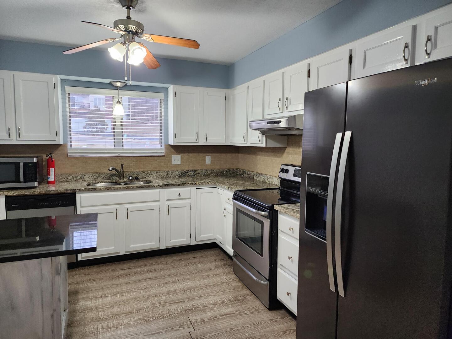 3721 35th Street, Unit 1 Moline, IL 61265 - Photo 8 of 26