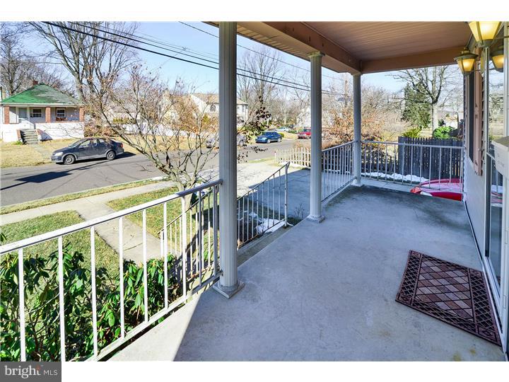 90 5th Avenue Maple Shade, NJ 08052 - Photo 3 of 22 Porch