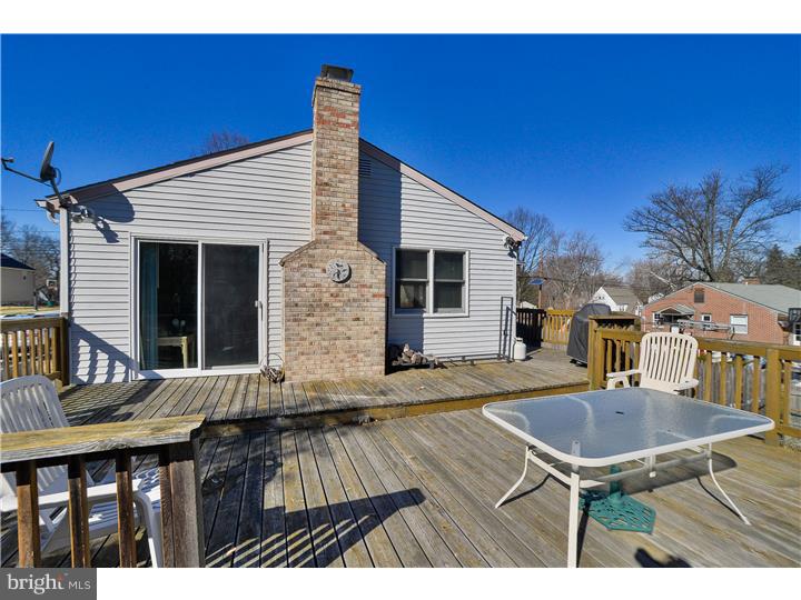 90 5th Avenue Maple Shade, NJ 08052 - Photo 6 of 22 Deck