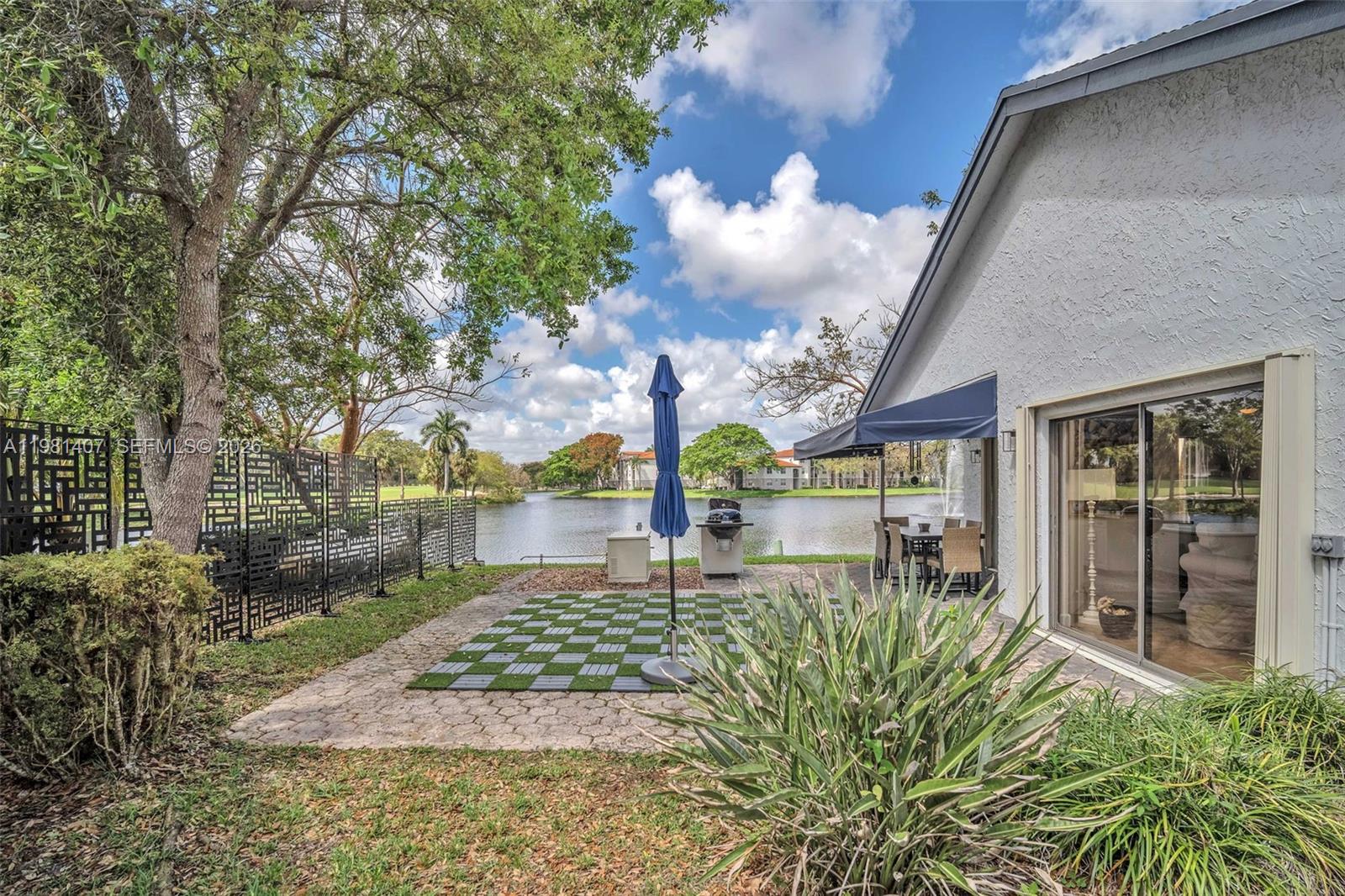 211 Southwest 87th Terrace Plantation, FL 33324 - Photo 39 of 54