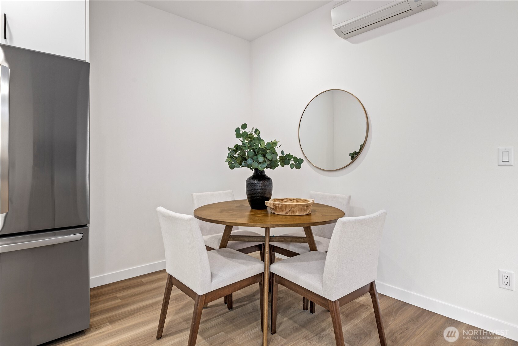 1913 North 120th Street Seattle, WA 98133 - Photo 12 of 27