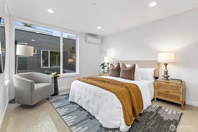 $795,950 | 1913 North 120th Street, Seattle, WA 98133