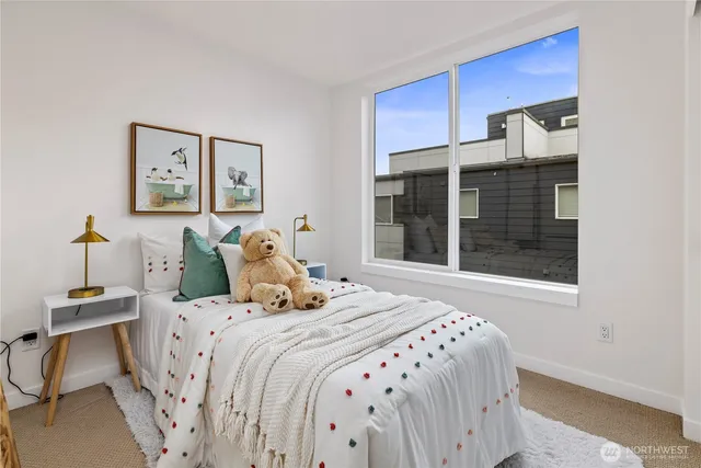 $795,950 | 1913 North 120th Street, Seattle, WA 98133