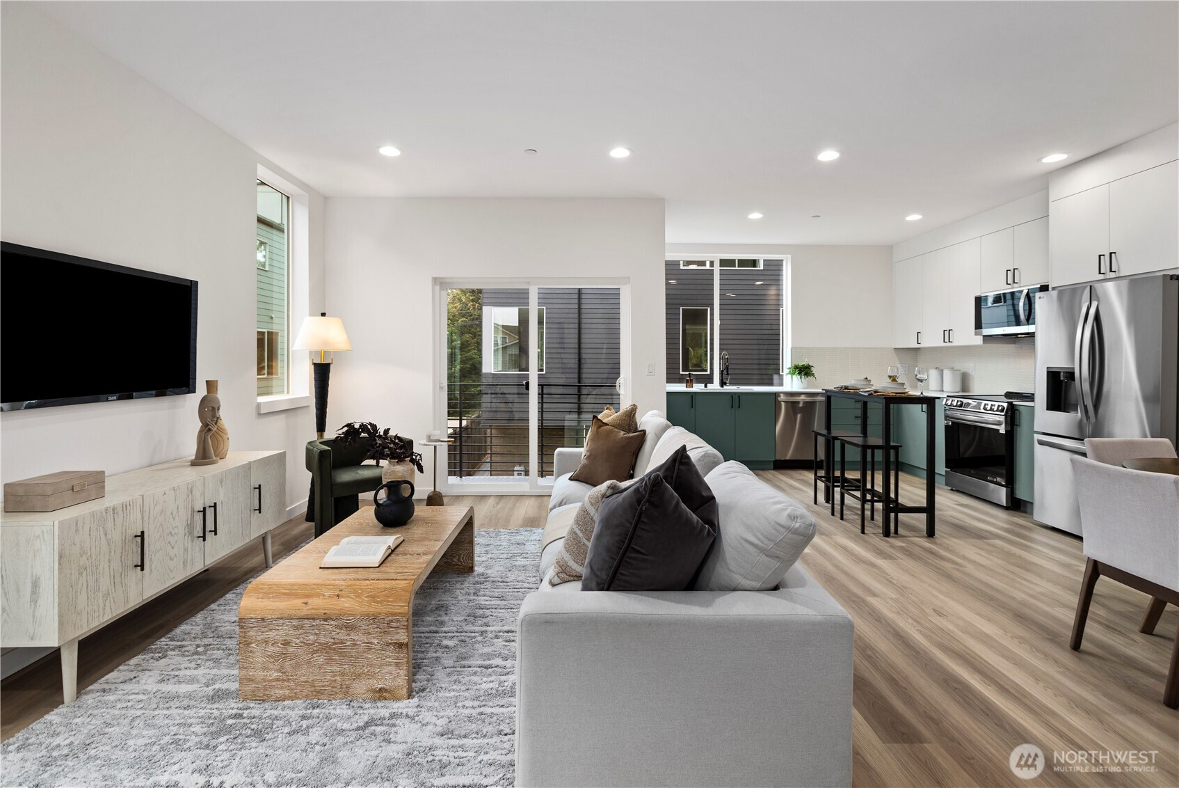 1913 North 120th Street Seattle, WA 98133 - Photo 5 of 27