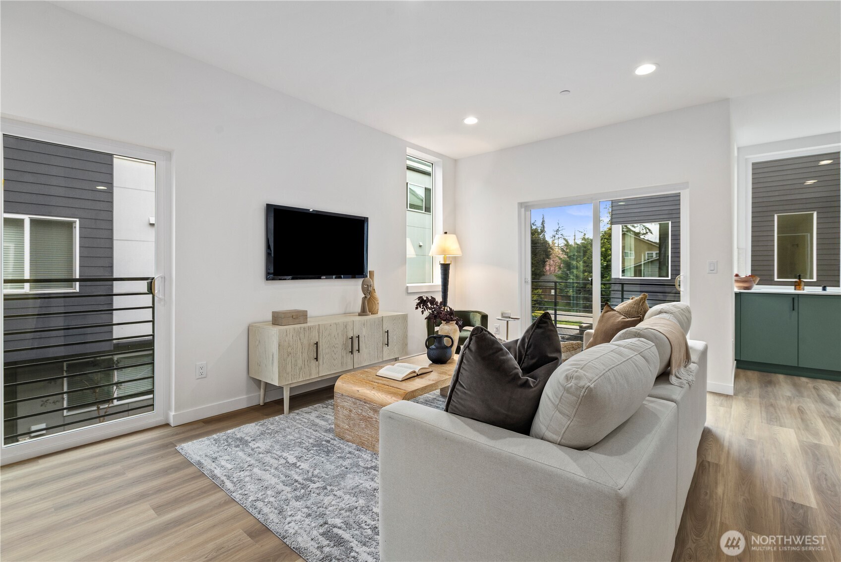 1913 North 120th Street Seattle, WA 98133 - Photo 6 of 27