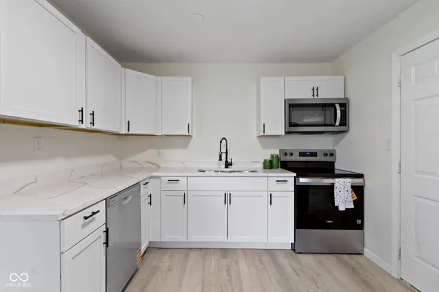 $224,000 | 4126 Flamingo W Drive, Indianapolis, IN 46226