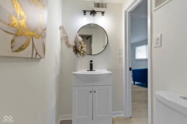 $224,000 | 4126 Flamingo W Drive, Indianapolis, IN 46226