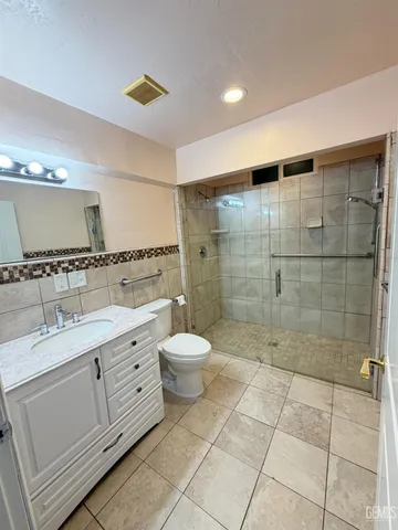 $574,900 | Undisclosed Address, Bakersfield, CA 93313