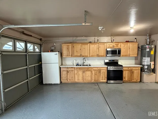 $574,900 | Undisclosed Address, Bakersfield, CA 93313