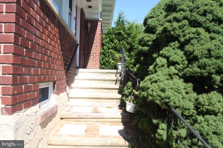 722 Providence Road Towson, MD 21286 - Photo 15 of 20 Exterior (Front)