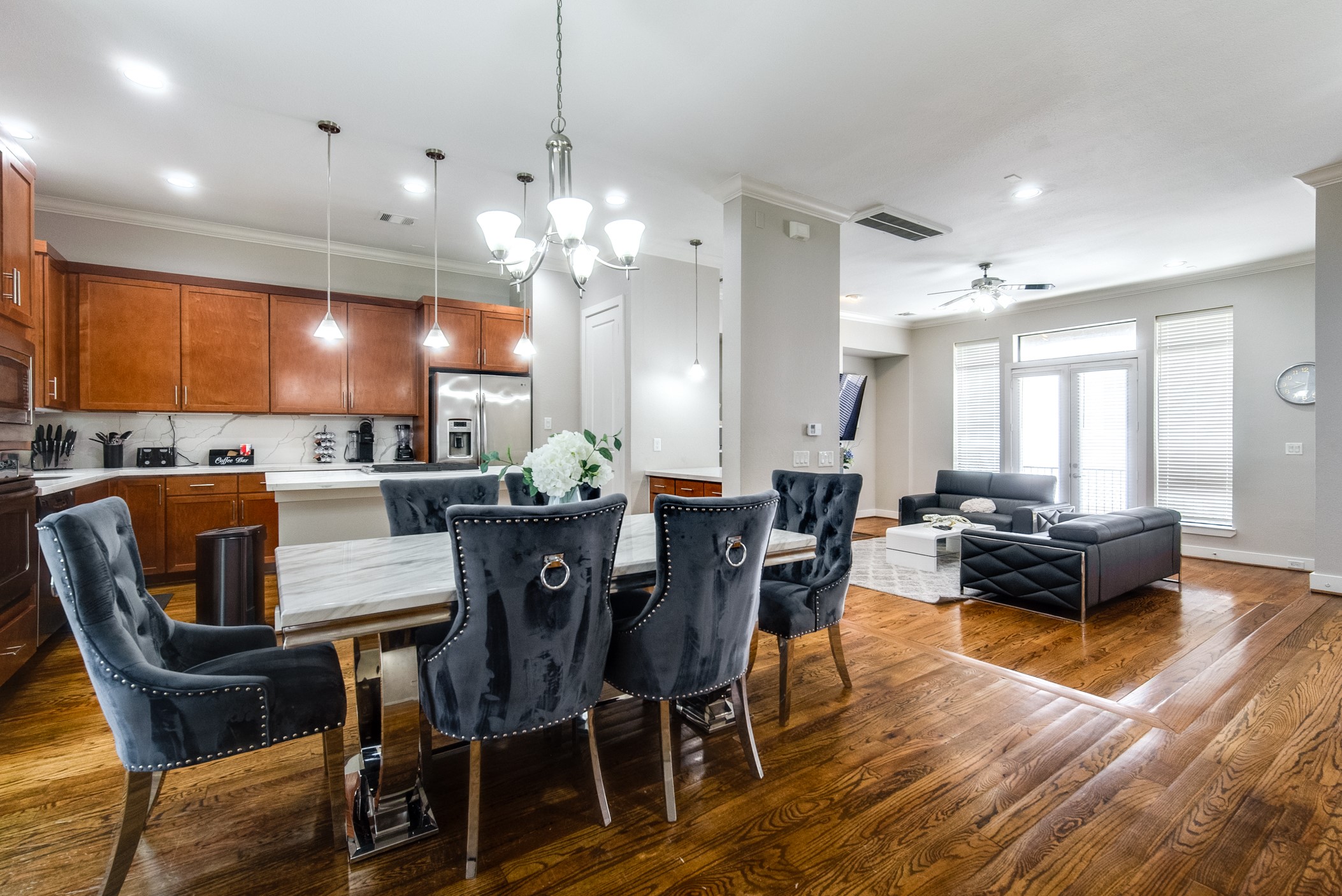 1205 Detering Street Houston, TX 77007 - Photo 1 of 50