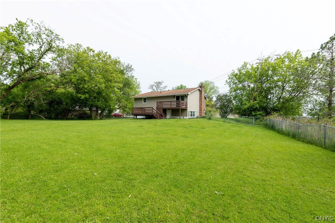 8083 Maple Road Clay, NY 13041 - Photo 3 of 21