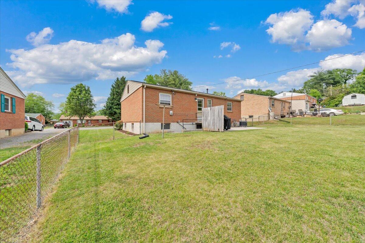 139 Return Road Roanoke, VA 24019 - Photo 39 of 47 39-MIB01032