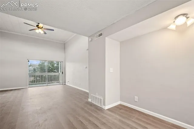 a view of livingroom with hardwood floor