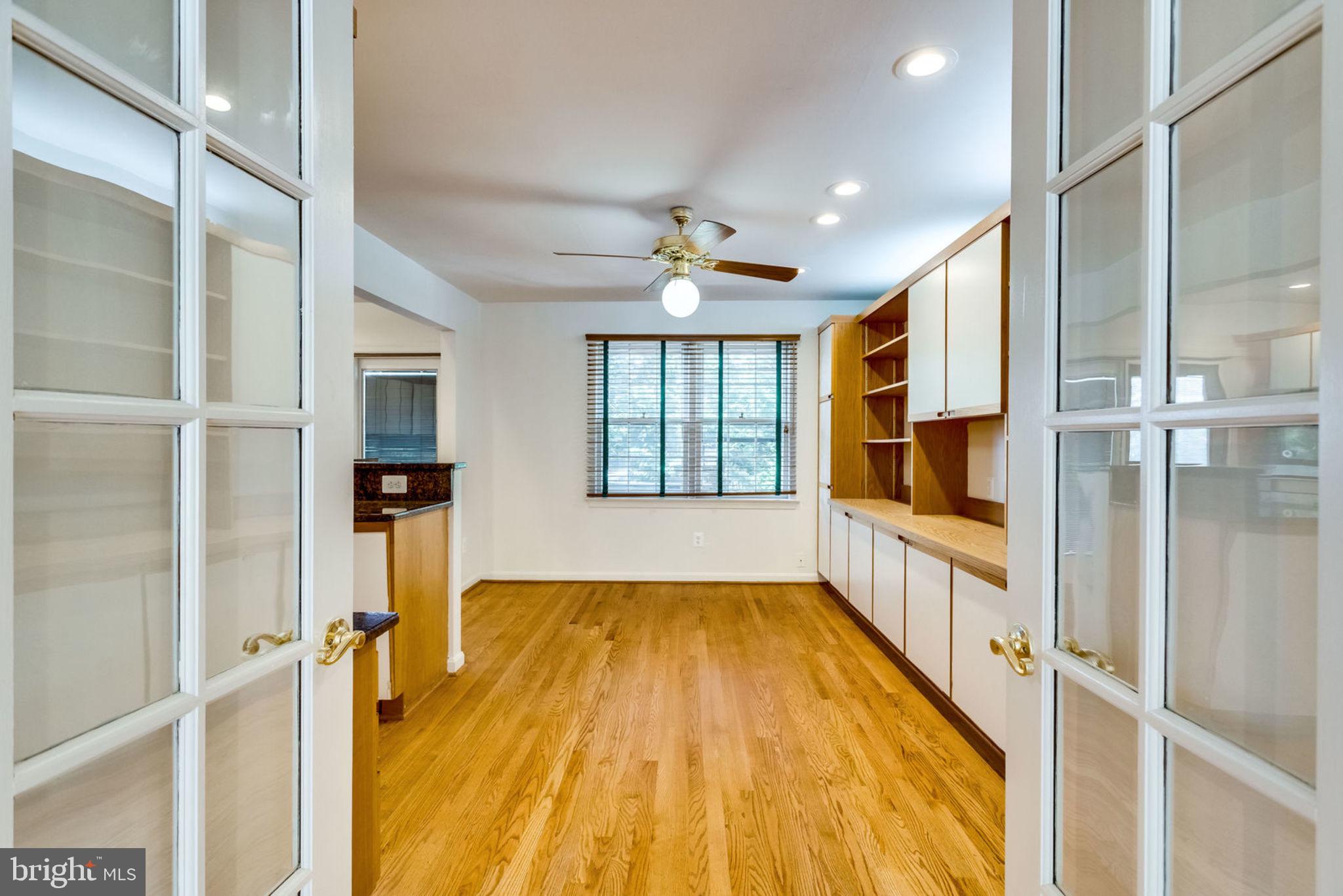 4714 Exeter Street Annandale, VA 22003 - Photo 11 of 40