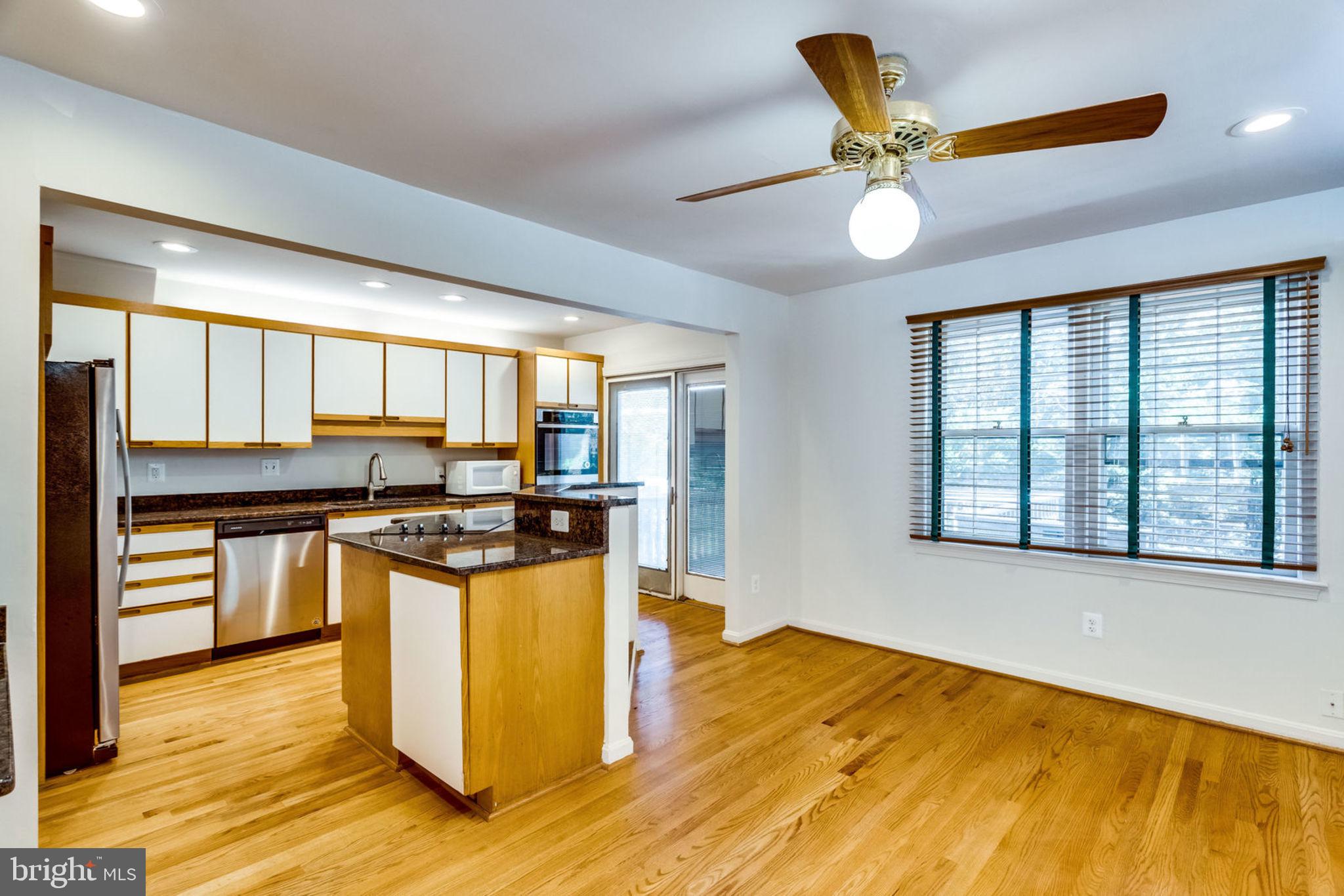 4714 Exeter Street Annandale, VA 22003 - Photo 12 of 40