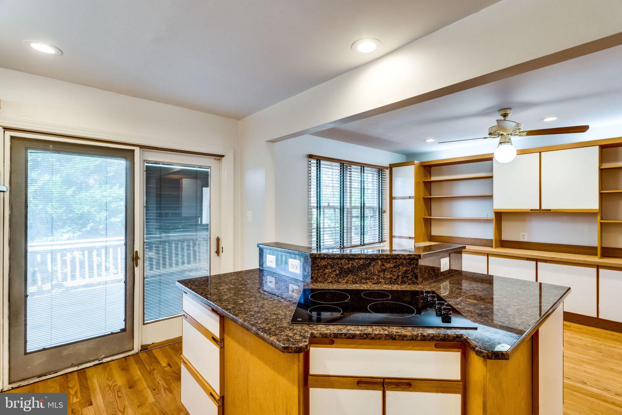 4714 Exeter Street Annandale, VA 22003 - Photo 15 of 40
