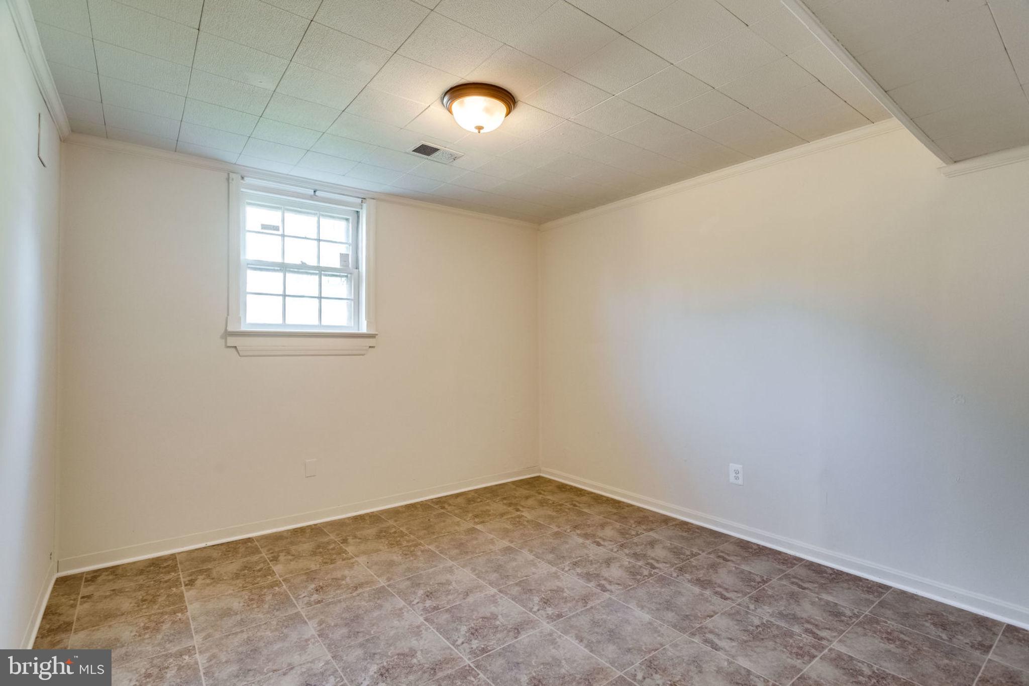 4714 Exeter Street Annandale, VA 22003 - Photo 29 of 40