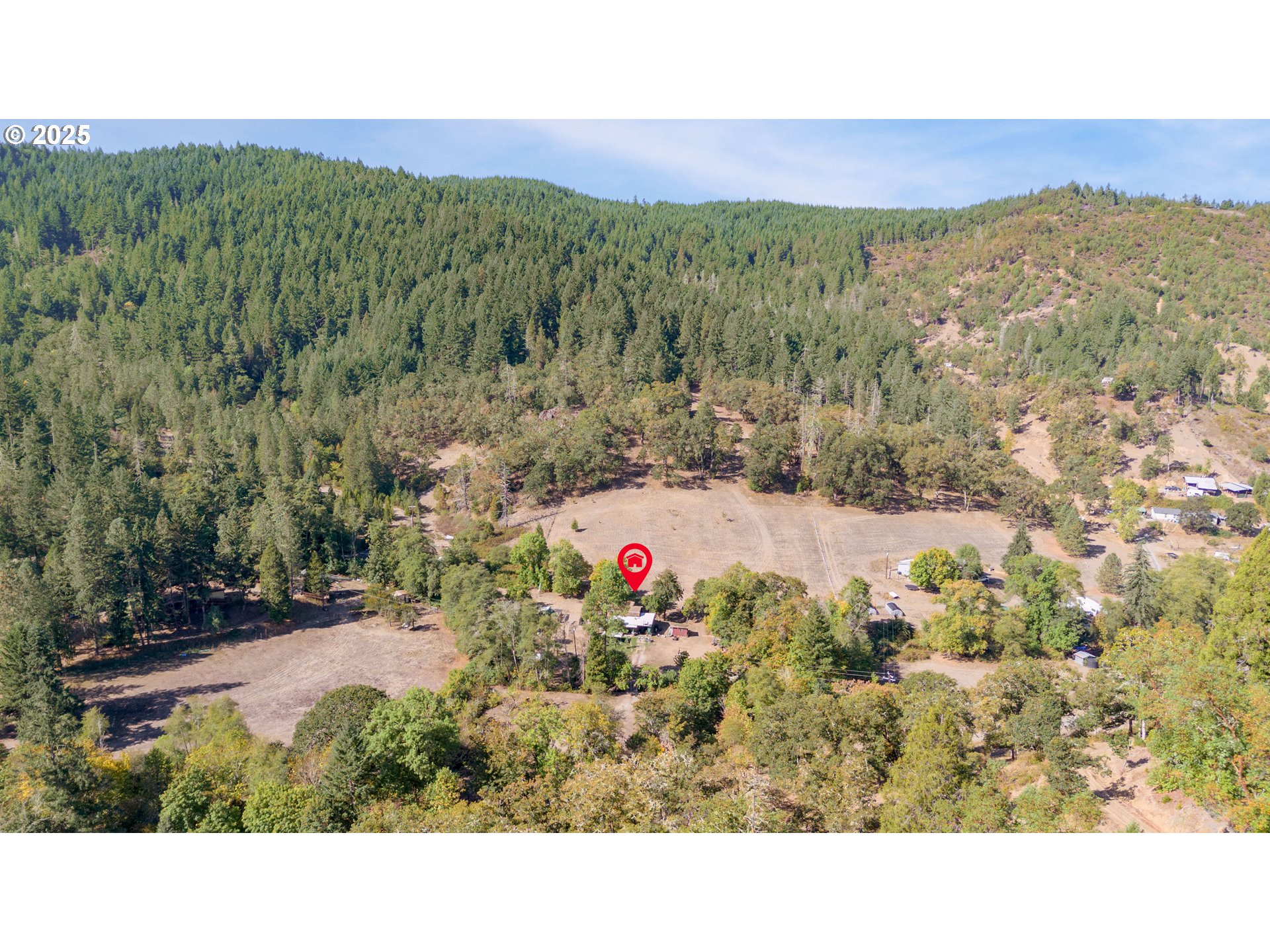 617 Poison Oak Drive Winston, OR 97496 - Photo 6 of 39