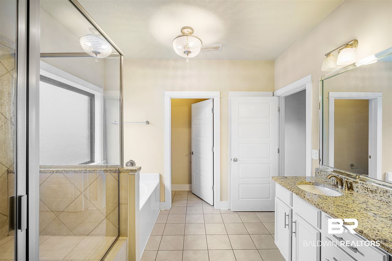 9869 Evanston Street Daphne, AL 36526 - Photo 16 of 36 Master Bath