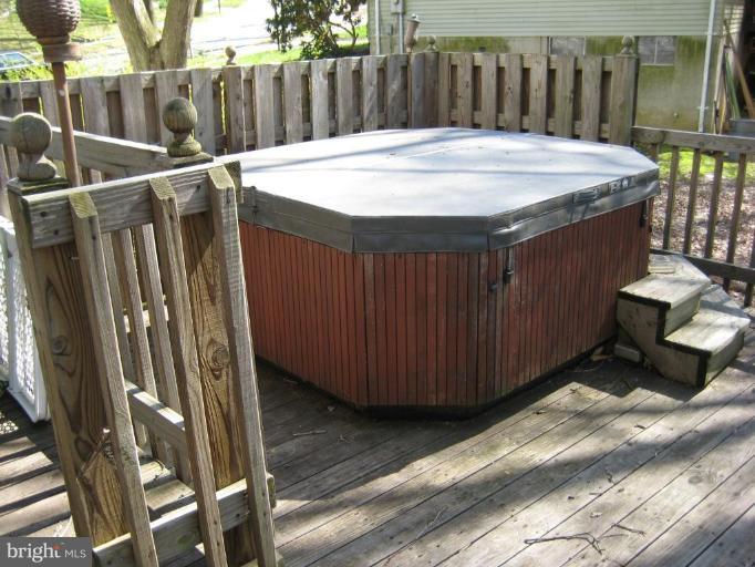 48 Boxthorn Road Abingdon, MD 21009 - Photo 24 of 27 Hot Tub