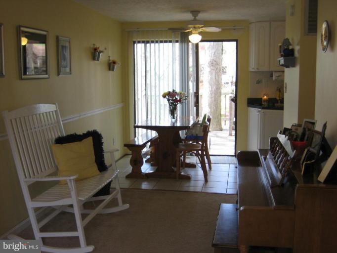 48 Boxthorn Road Abingdon, MD 21009 - Photo 9 of 27 Breakfast Area