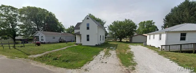 $39,900 | 812 East State Street, Astoria, IL 61501