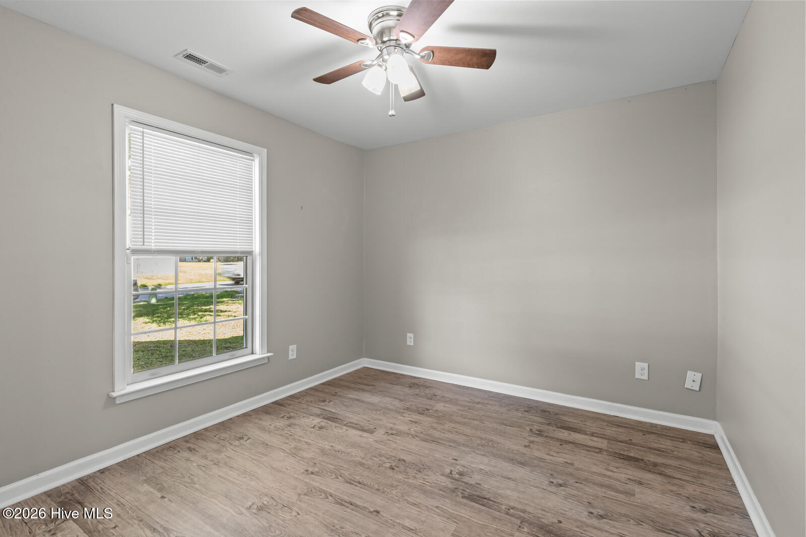 182 Raintree Circle Jacksonville, NC 28540 - Photo 22 of 26 raintree-22
