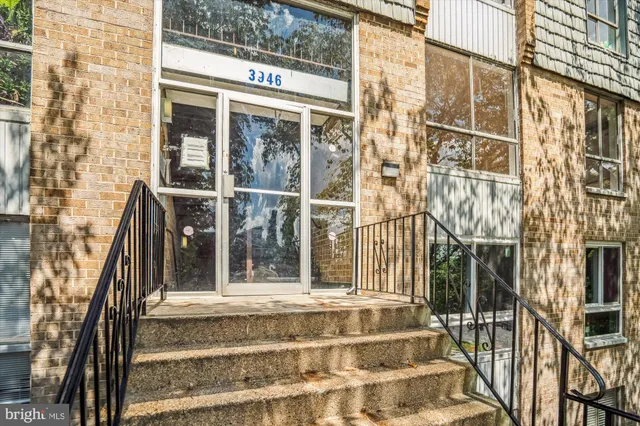 $224,900 | 3946 Bel Pre Road, Unit 4, Silver Spring, MD 20906