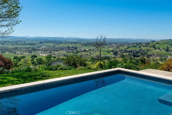$1,850,000 | 5650 El Pharo Drive, Paso Robles, CA 93446