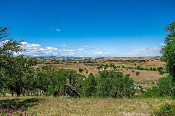 $1,850,000 | 5650 El Pharo Drive, Paso Robles, CA 93446